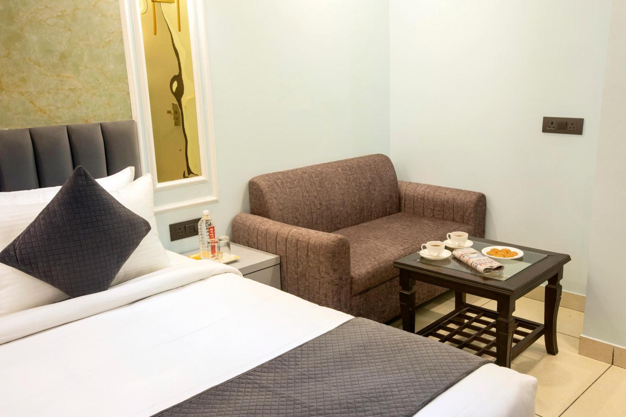 Aerostay Residency Delhi Airport Hotel